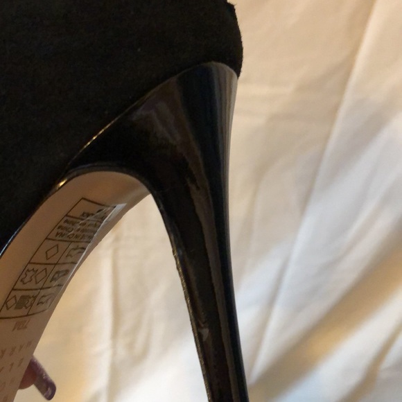 White House Black Market Peyton Military Shootie - Picture 6 of 7